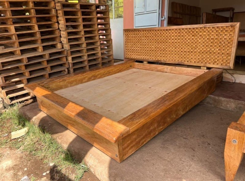 Platform Bed