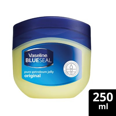 Nivea petroleum jelly eesence vitamin e 100ml