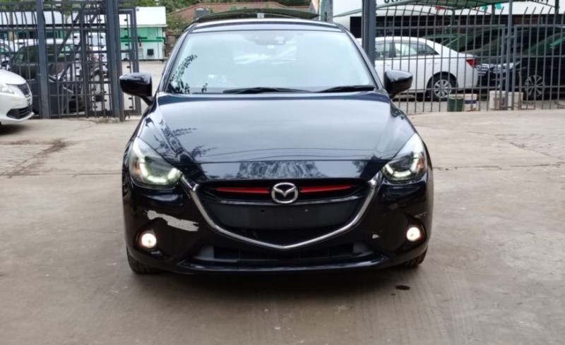 MAZDA DEMIO 2016