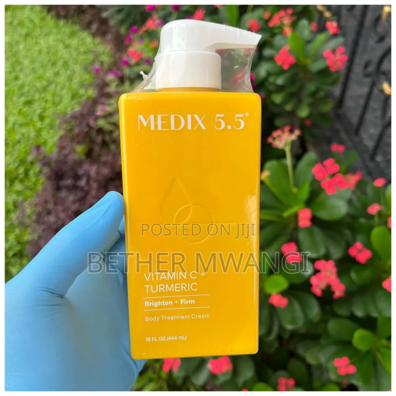 Original Medix 5.5 (Vitamin C+ Tumeric) Lotion