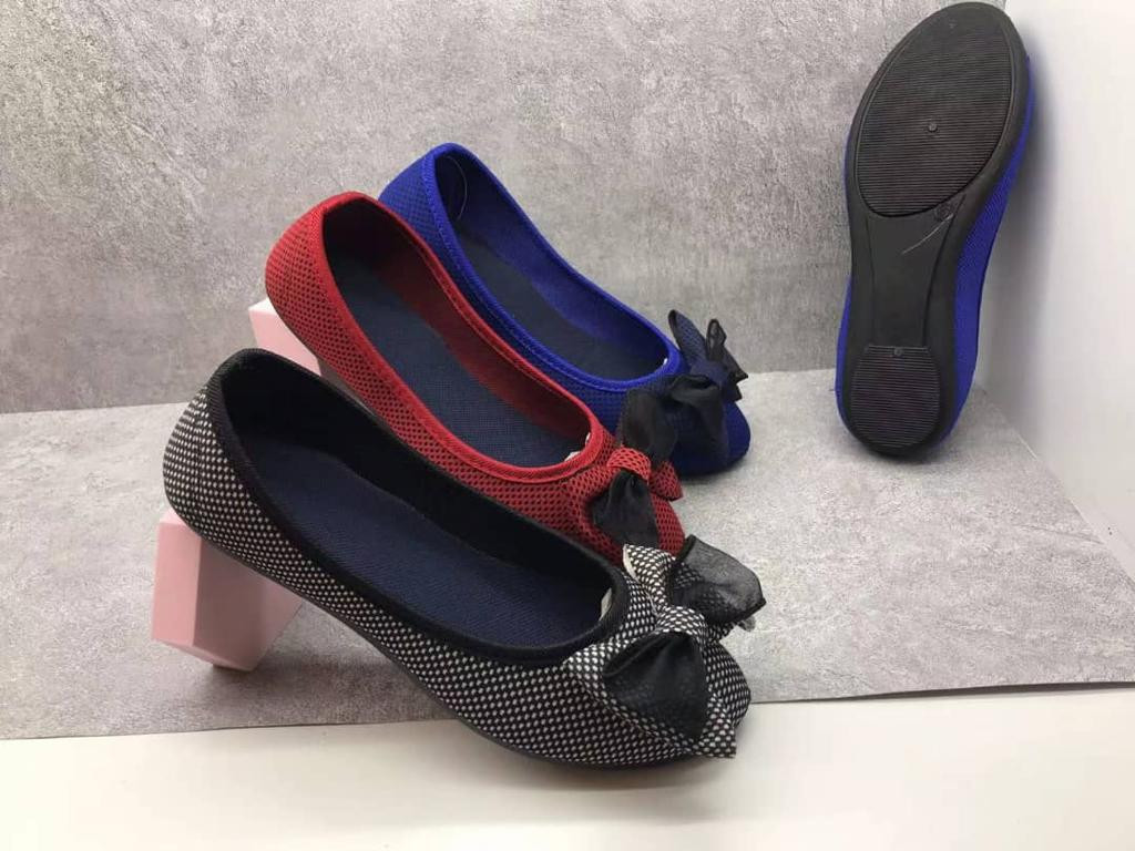 Ladies canvas flat dolly shoes