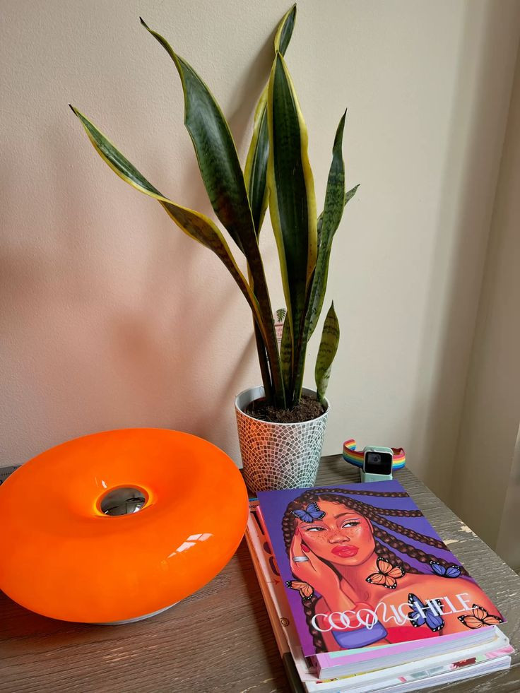 Orange Donut Table Lamp Vintage Glass Table Lamp Retro Table Lighting Decorative Atmosphere Night Lamp Bedside Lamp for Bedroom, Living Room