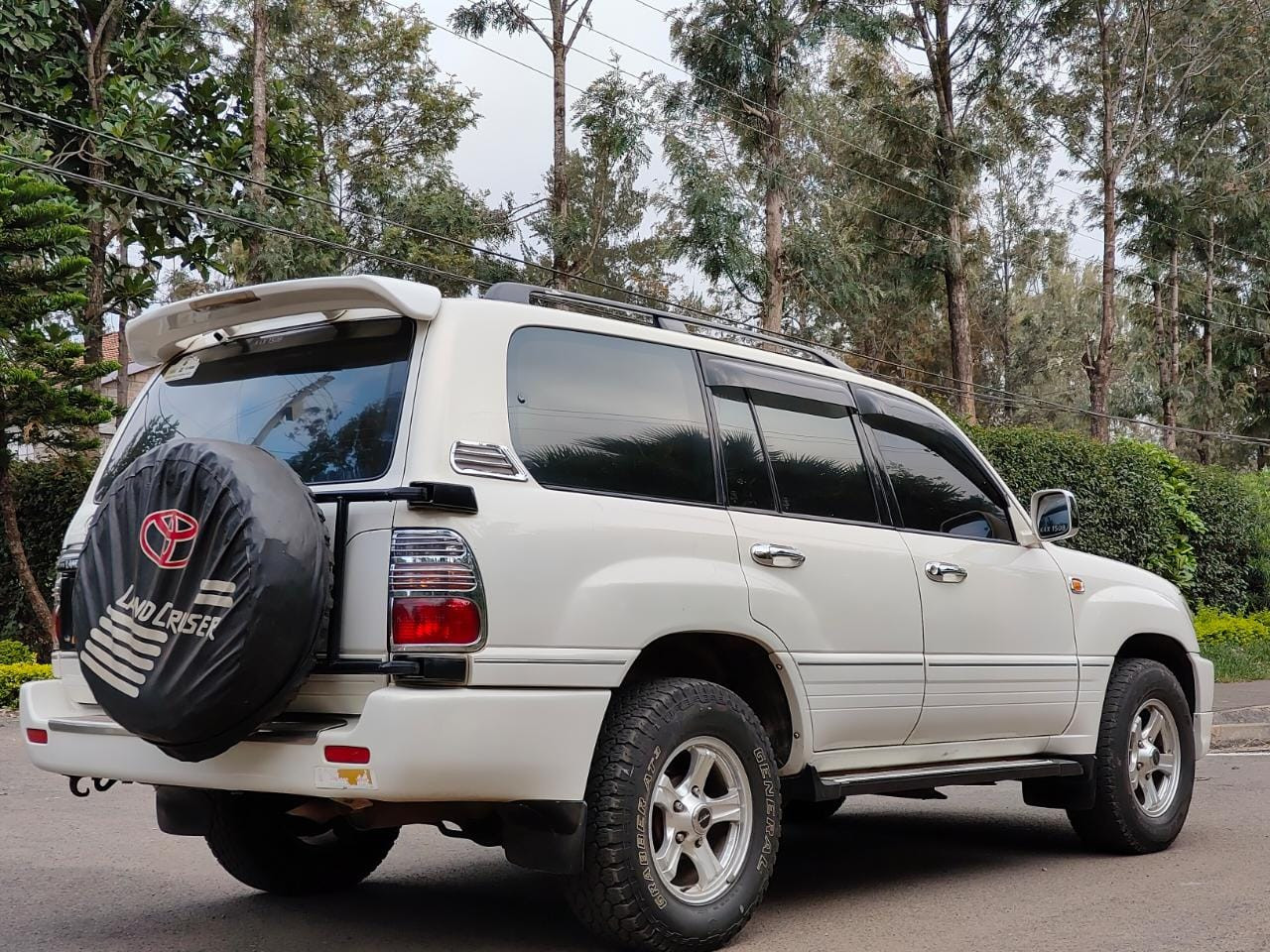 Toyota land cruiser V8
