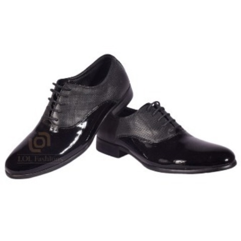 Wet-look shoes