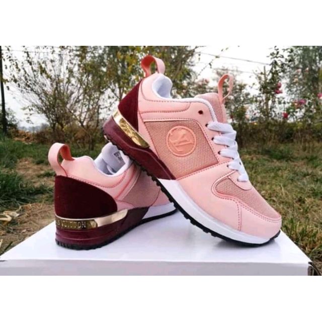 Rubber shoes