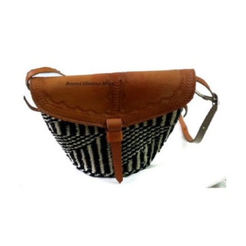 Ladies Black/white sisal kiondo